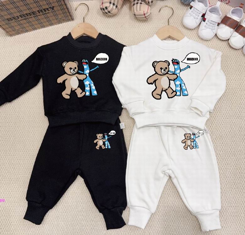 Moschino sz66 73 80 90 100 110 115